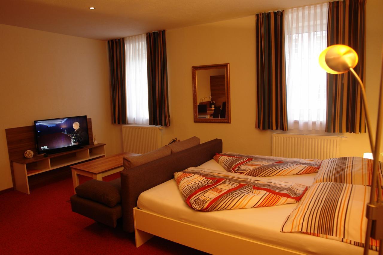 Hotel Garni Daniela Urich Schwanenstadt エクステリア 写真
