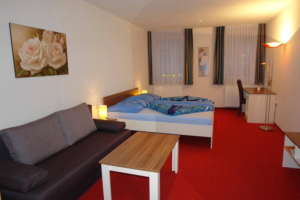 Hotel Garni Daniela Urich Schwanenstadt エクステリア 写真
